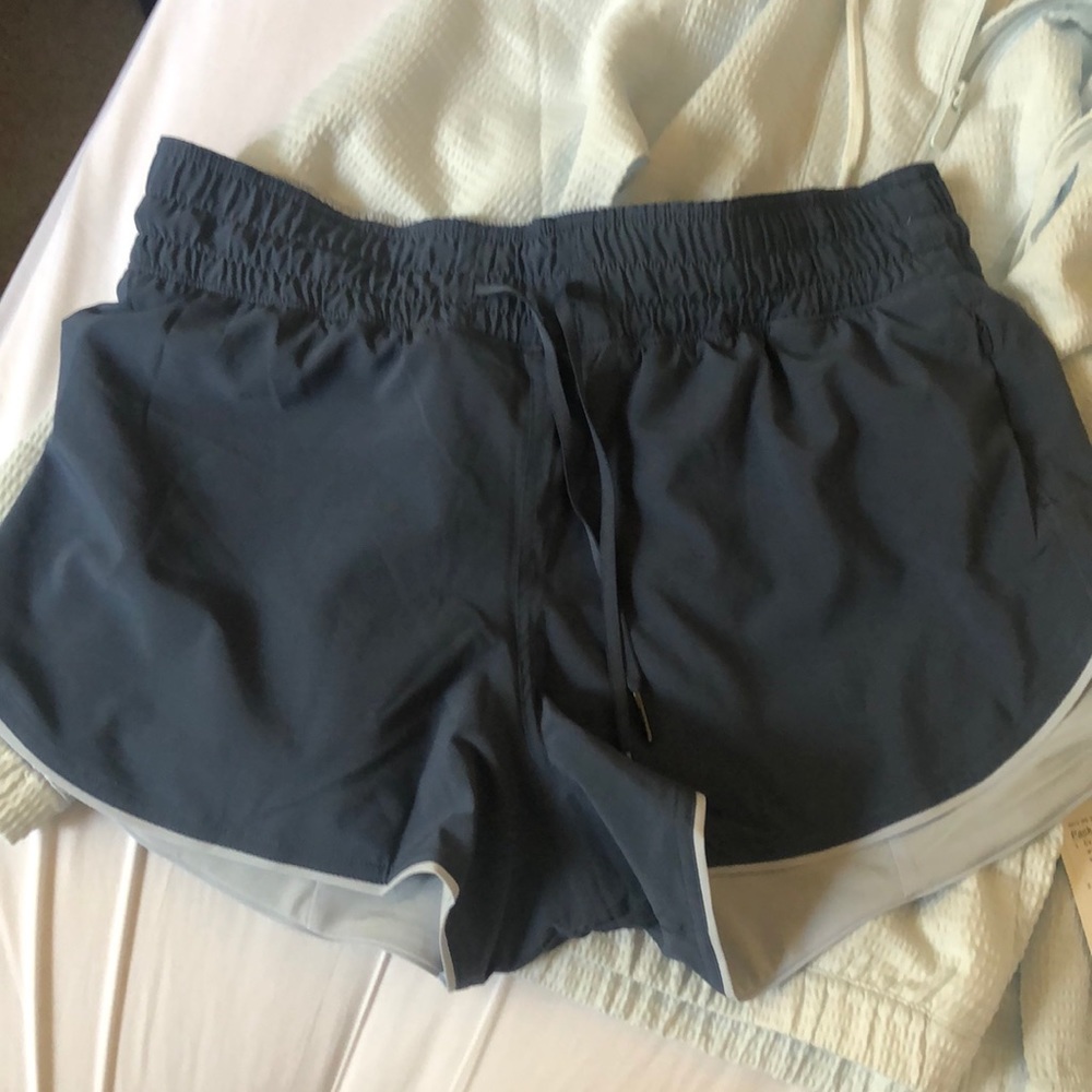 Lululemon Choose a side shorts